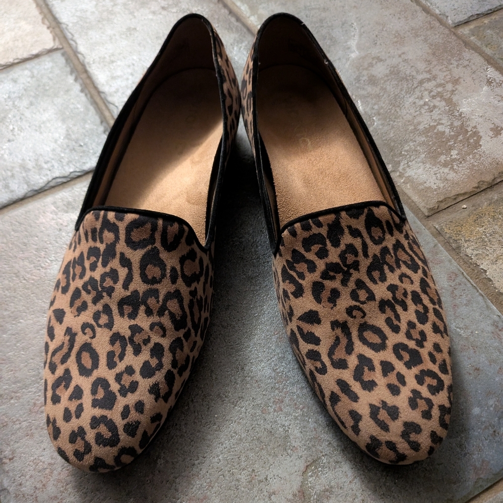 Leopard Print Women's Slip-On Loafers - Brown